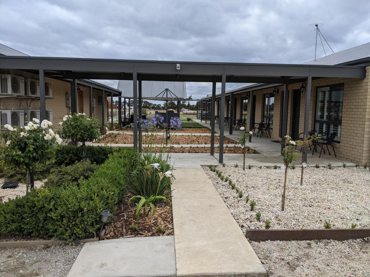 The Oxley Estate Portarlington Exterior foto