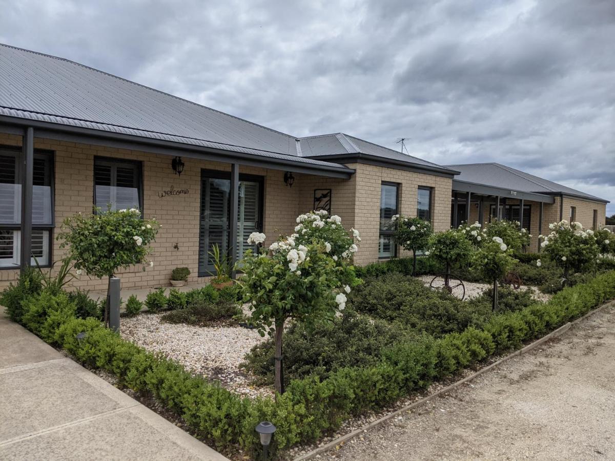The Oxley Estate Portarlington Exterior foto